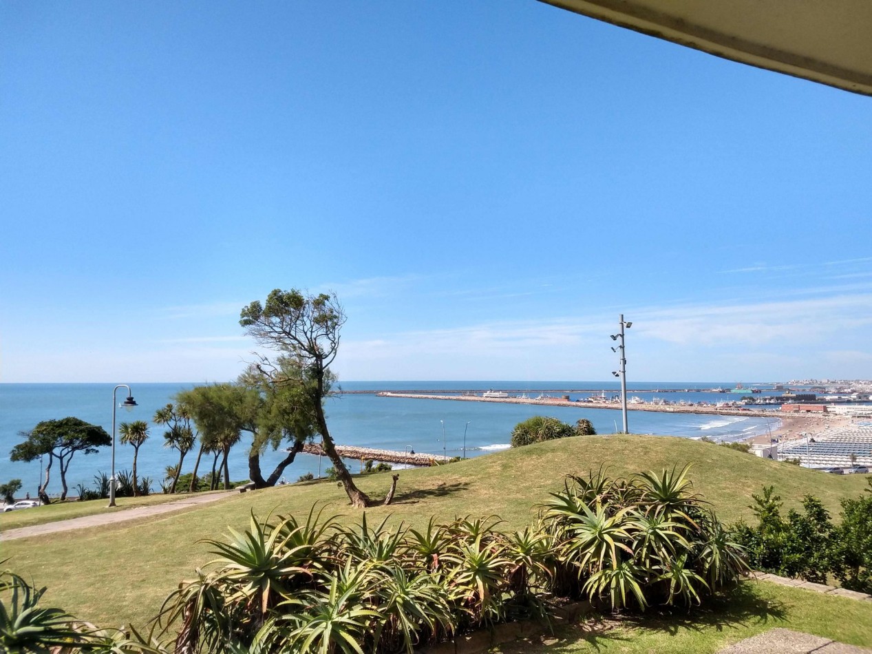Venta departamento 3 amb / con  vista al mar Playa Grande 