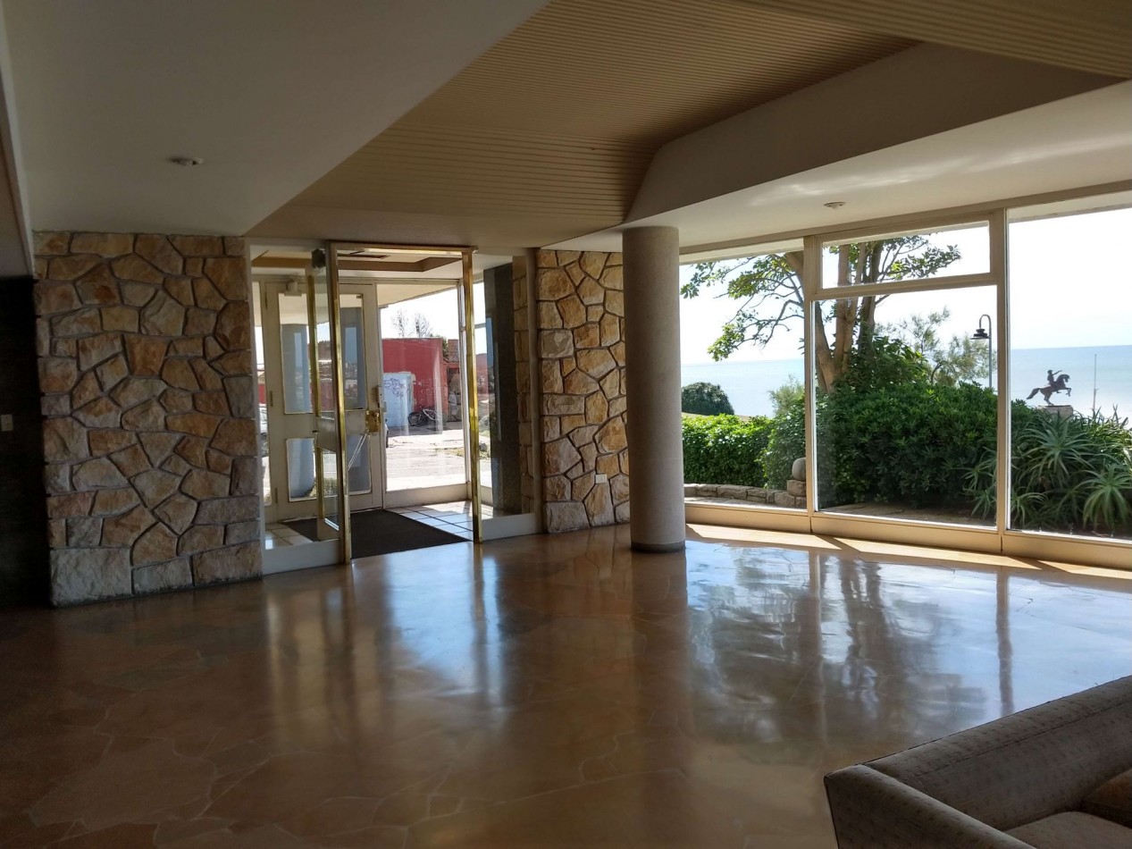Venta departamento 3 amb / con  vista al mar Playa Grande 