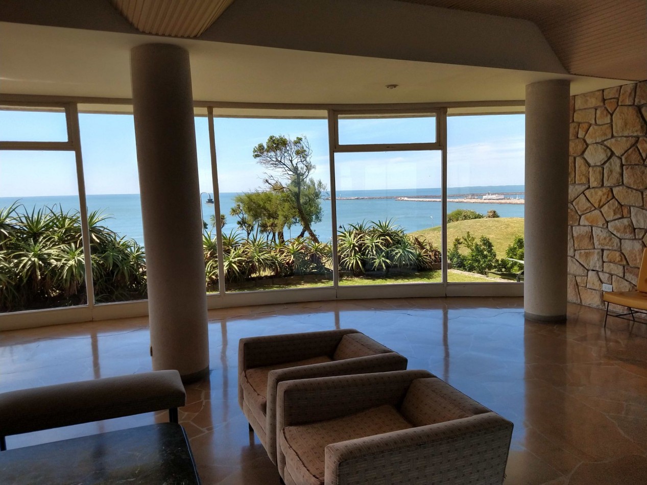 Venta departamento 3 amb / con  vista al mar Playa Grande 