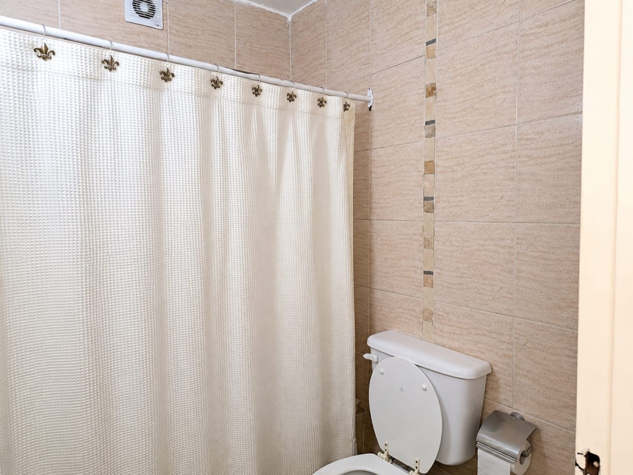 Venta departamento 4 ambientes zona carrefur 