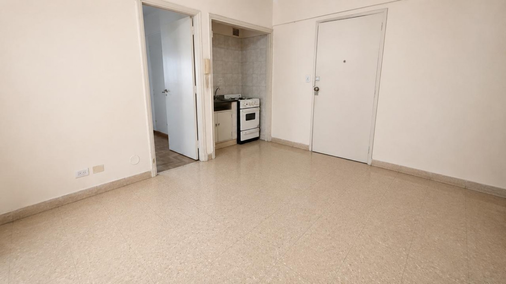 Departamento 2 ambientes al frente