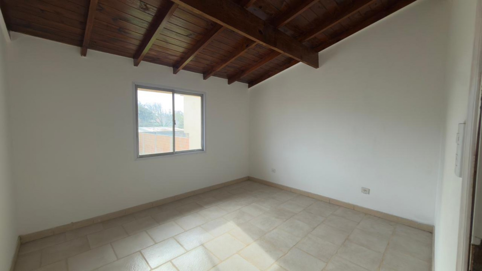 CONFORT - Chalet 4 ambientes en Mar del Plata, a 400 metros del mar