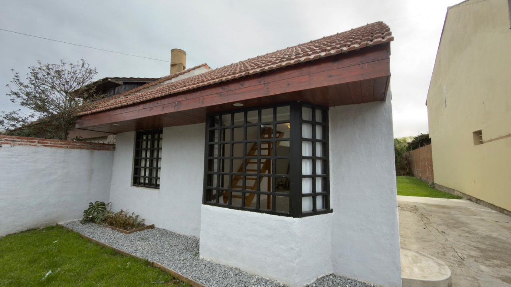 CONFORT - Chalet 4 ambientes en Mar del Plata, a 400 metros del mar