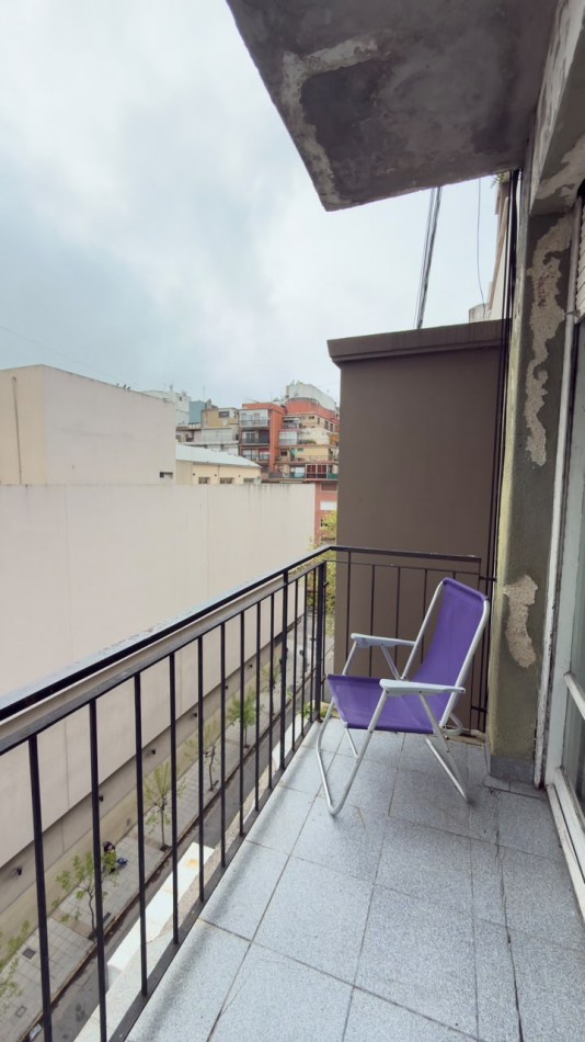 DEPARTAMENTO 2 AMBIENTES AL FRENTE CENTRO