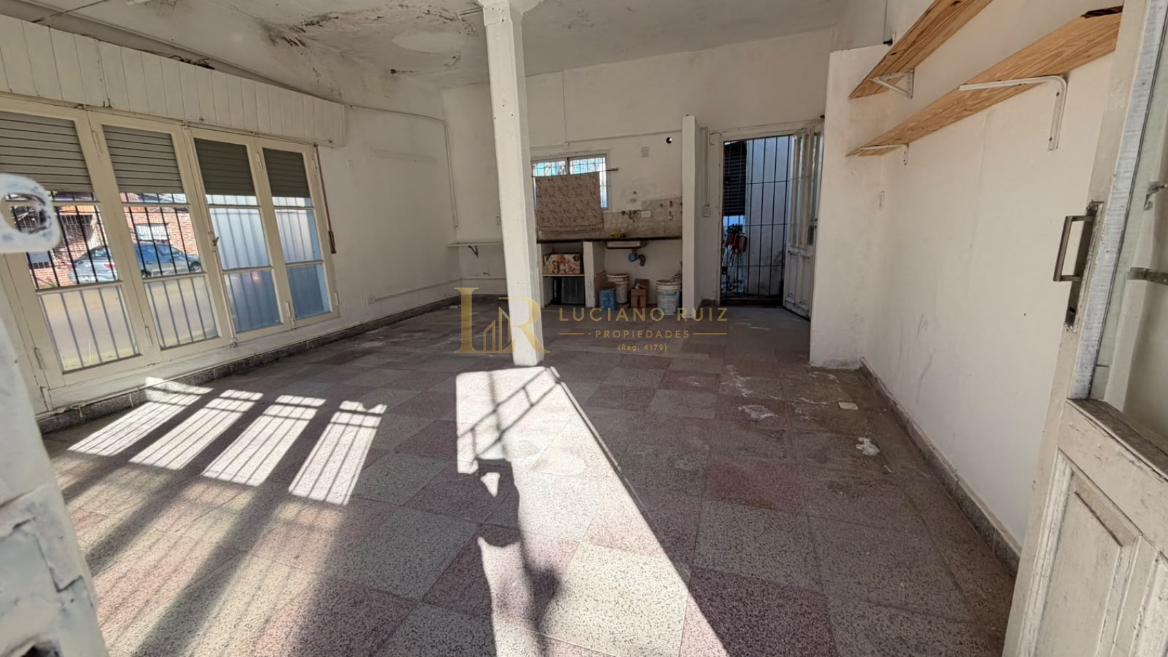 ALQUILER COMERCIAL - LOCAL EN BOSQUE ALEGRE